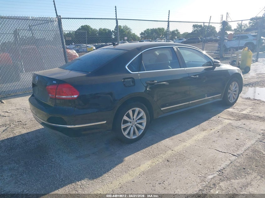 2012 Volkswagen Passat 2.5L Sel