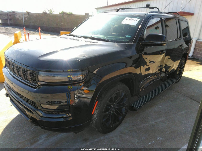 Vin: 1c4sjvfj4ns214892, lot: 45417122, jeep grand wagoneer series ii obsidian 4x4 20222