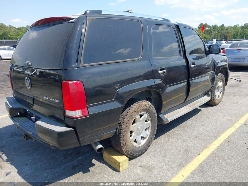 2005 Cadillac Escalade Standard