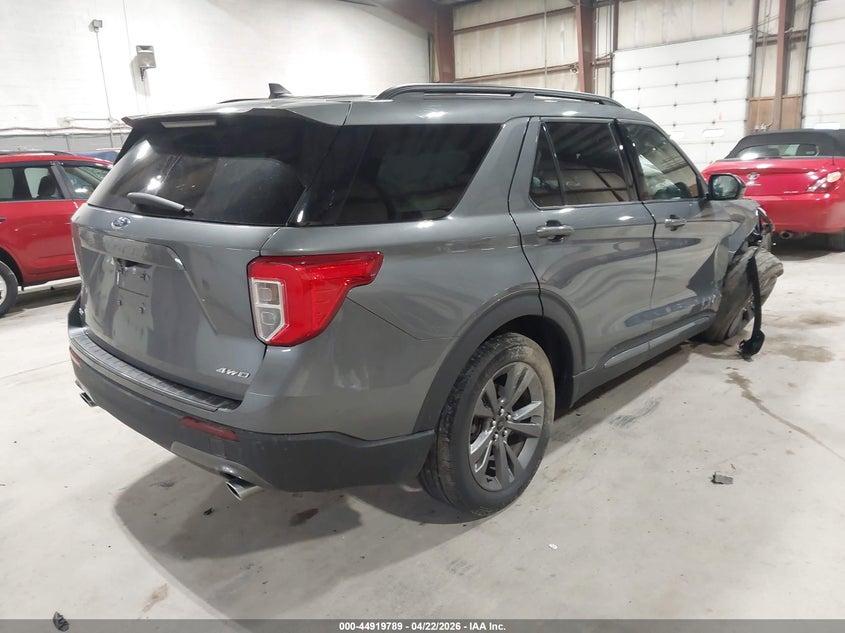 2022 Ford Explorer Xlt