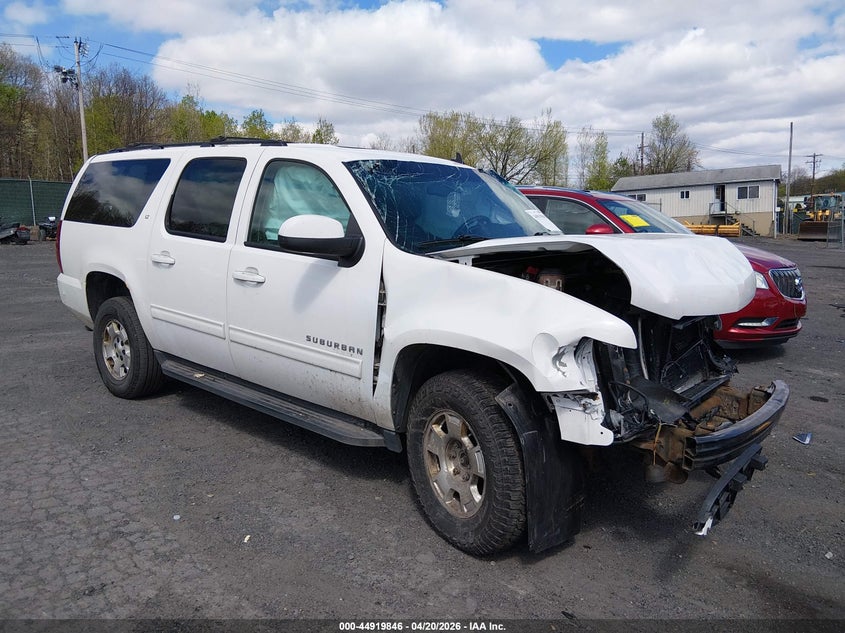 CHEVROLET SUBURBAN 1500 2011. Lot# 44919846. VIN 1GNSKJE32BR369721. Photo 1