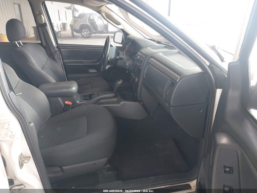 2002 Jeep Grand Cherokee Laredo