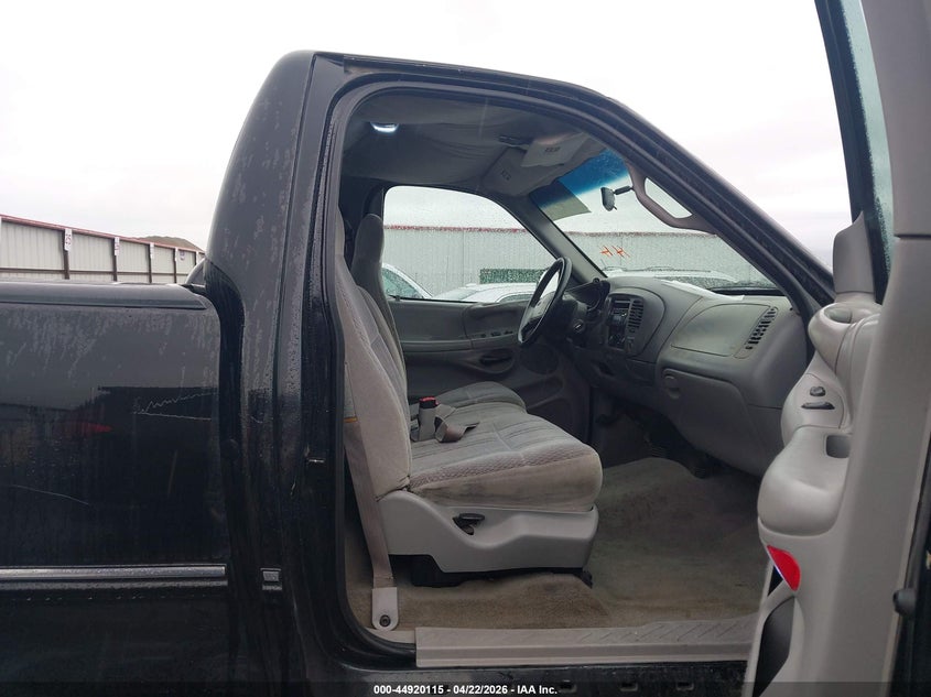 1998 Ford F-150 Lariat/Standard/Xl/Xlt