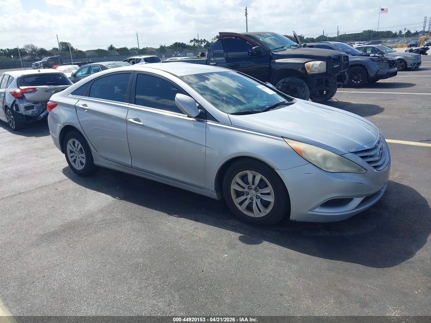 2011 HYUNDAI SONATA GLS