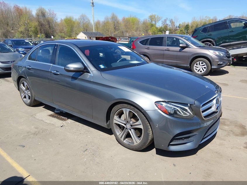 2017 Mercedes-Benz E 300 4Matic