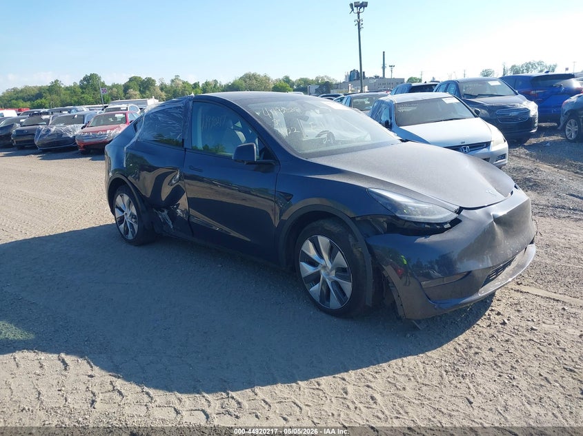 Vin: 7saygdee5ra255316, lot: 45417596, tesla model y long range dual motor all-wheel drive 2024 img_1