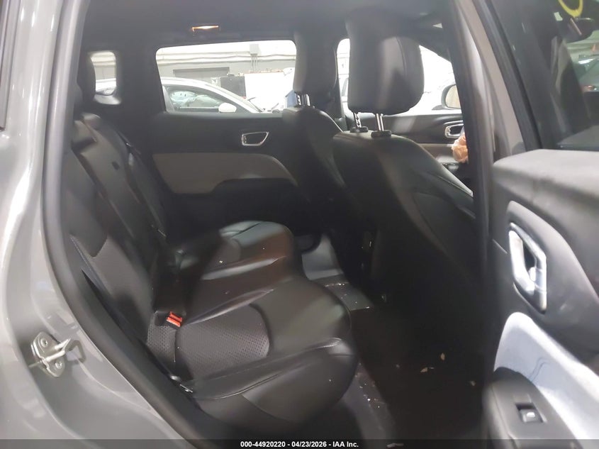 2023 JEEP COMPASS auction photo 8