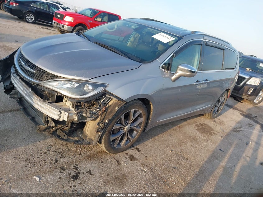 Vin: 2c4rc1gg3hr751652, lot: 45417611, chrysler pacifica limited 20172