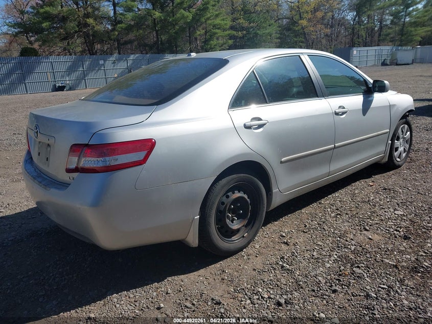 2010 Toyota Camry Le