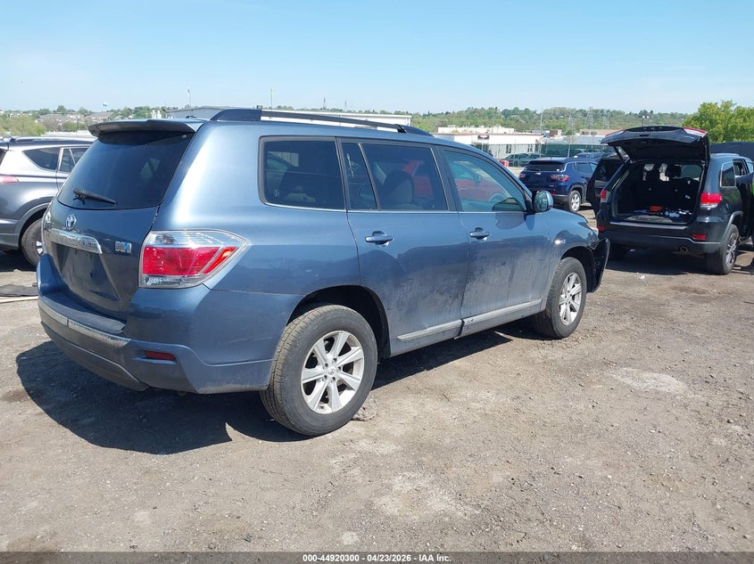 Vin: jtebc3eh9b2003949, lot: 45417679, toyota highlander hybrid base v6 20114