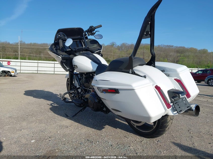 2024 HARLEY-DAVIDSON ROAD GLIDE SPORT_BIKE 2