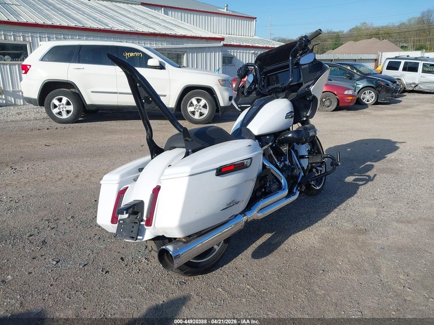 2024 HARLEY-DAVIDSON ROAD GLIDE SPORT_BIKE 2