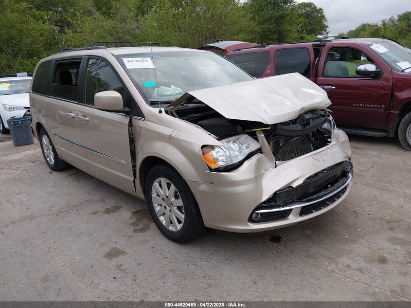 2013 Chrysler Town & Country Touring