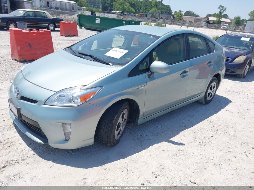 2015 Toyota Prius, Normal Wear & Tear, IAAI, VIN JTDKN3DU5F1883363 — photo 2