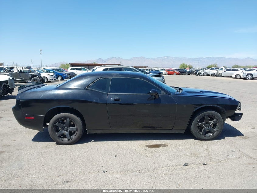 2010 Dodge Challenger - widok 13