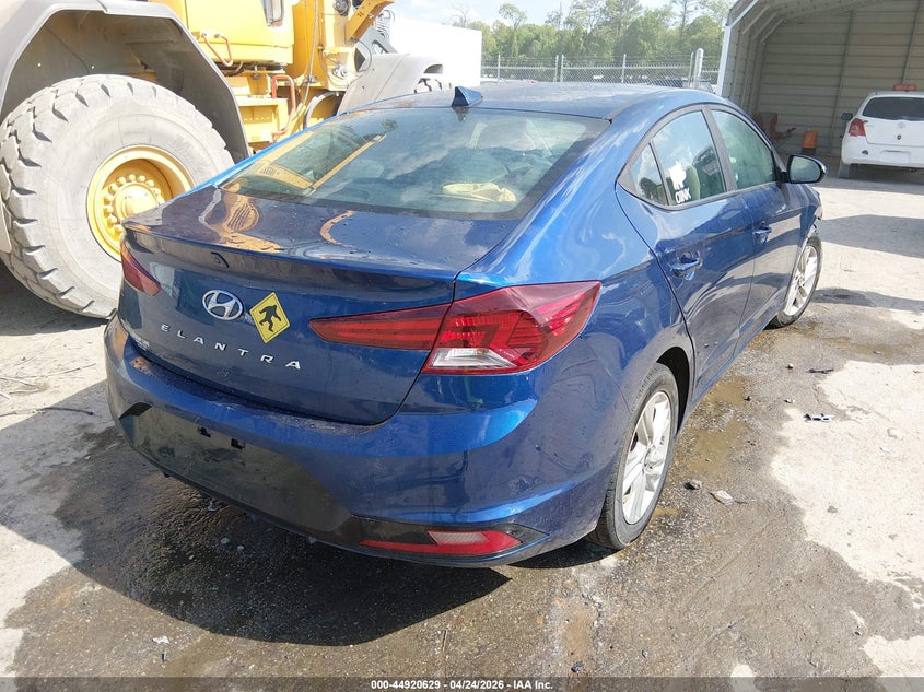 2019 HYUNDAI ELANTRA auction photo 4
