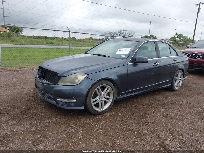 2013 Mercedes-Benz C 250 Sport