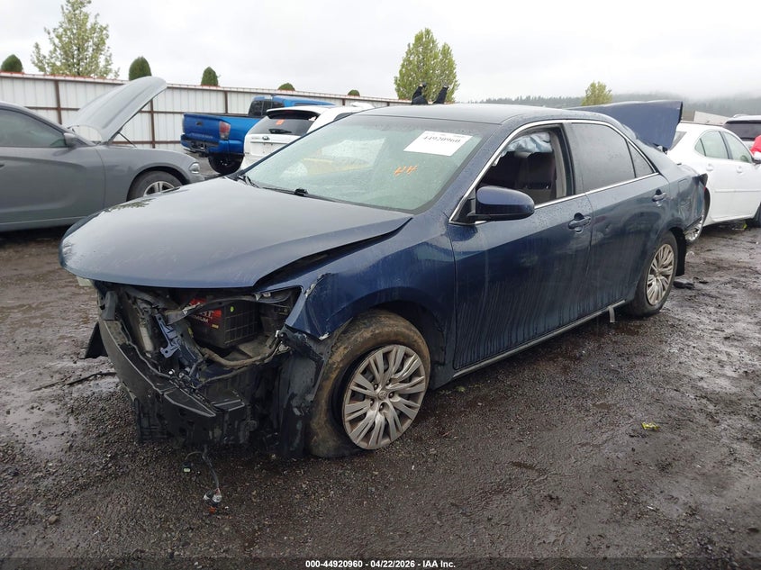 4T1BF1FK7EU844960 2014 TOYOTA CAMRY LE photo 1