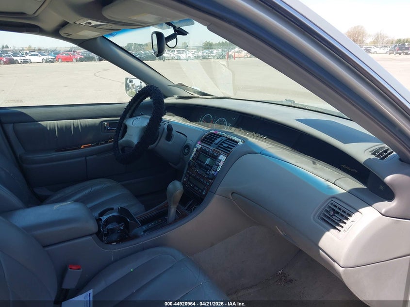 2001 Toyota Avalon Xls