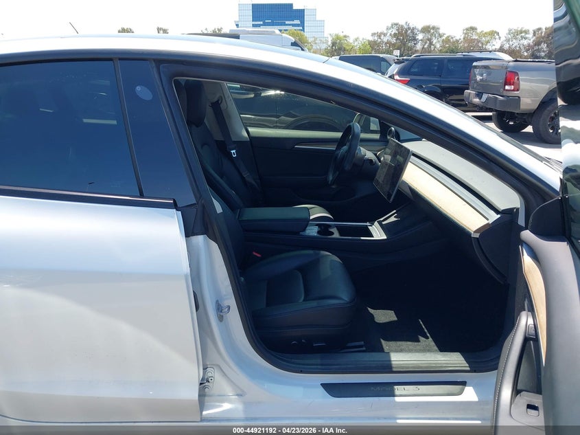 2021 Tesla Model 3 Standard Range Plus Rear-Wheel Drive