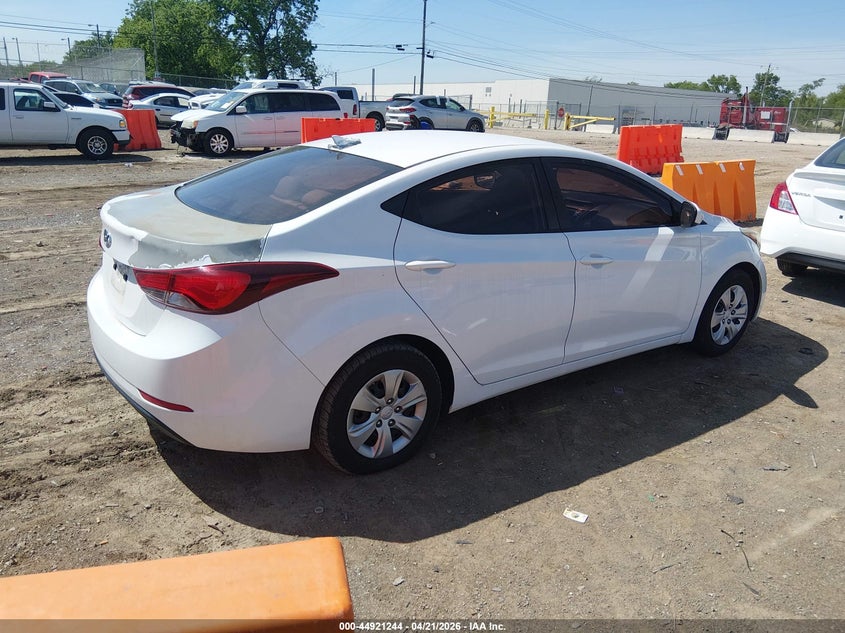 2016 Hyundai Elantra Se