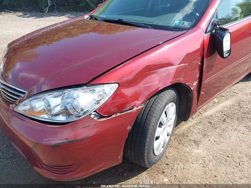 2005 TOYOTA CAMRY auction photo 6