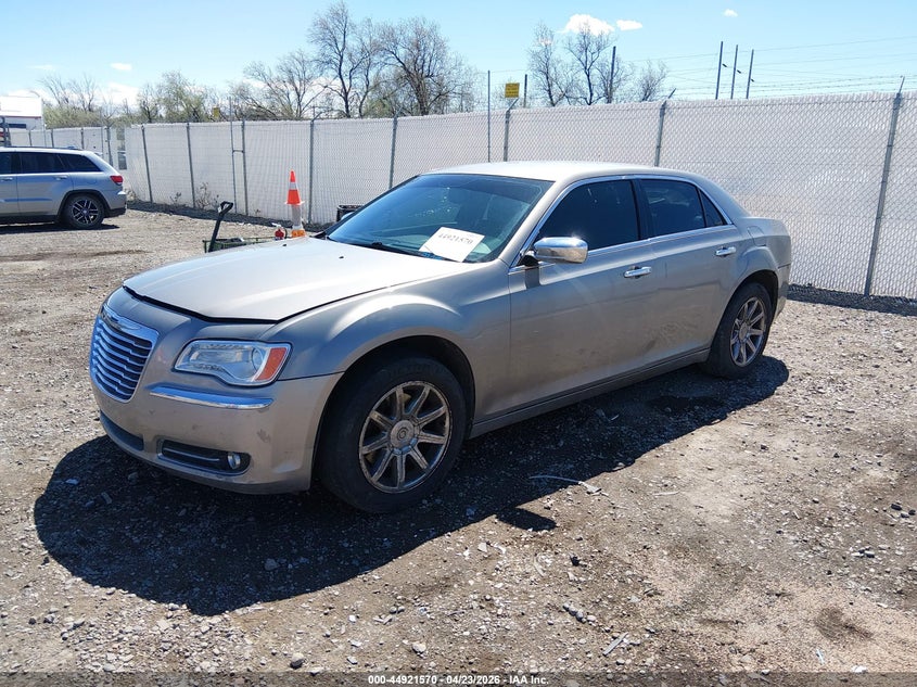 Vin: 2c3ccakg8eh201172, lot: 45418949, chrysler 300c awd 20142