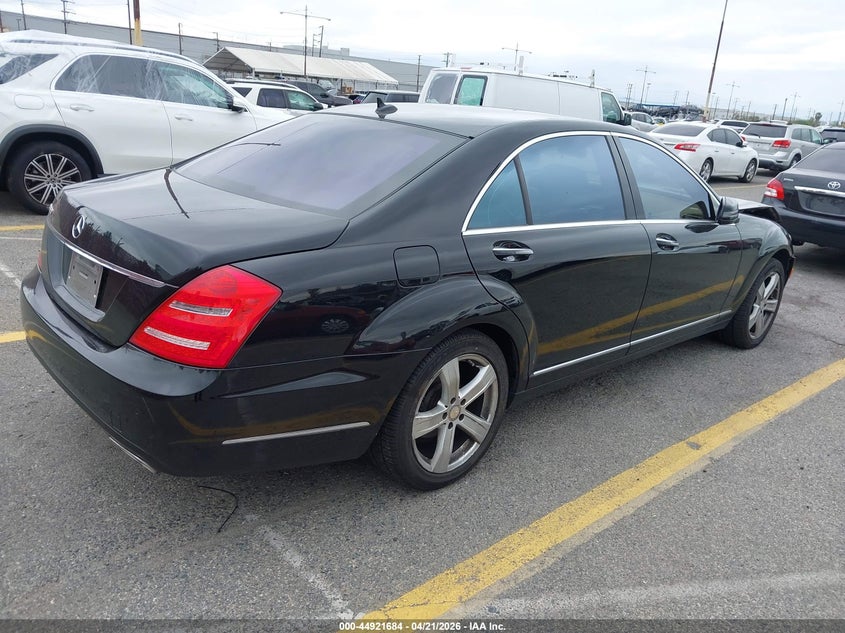 2011 Mercedes-Benz S 550