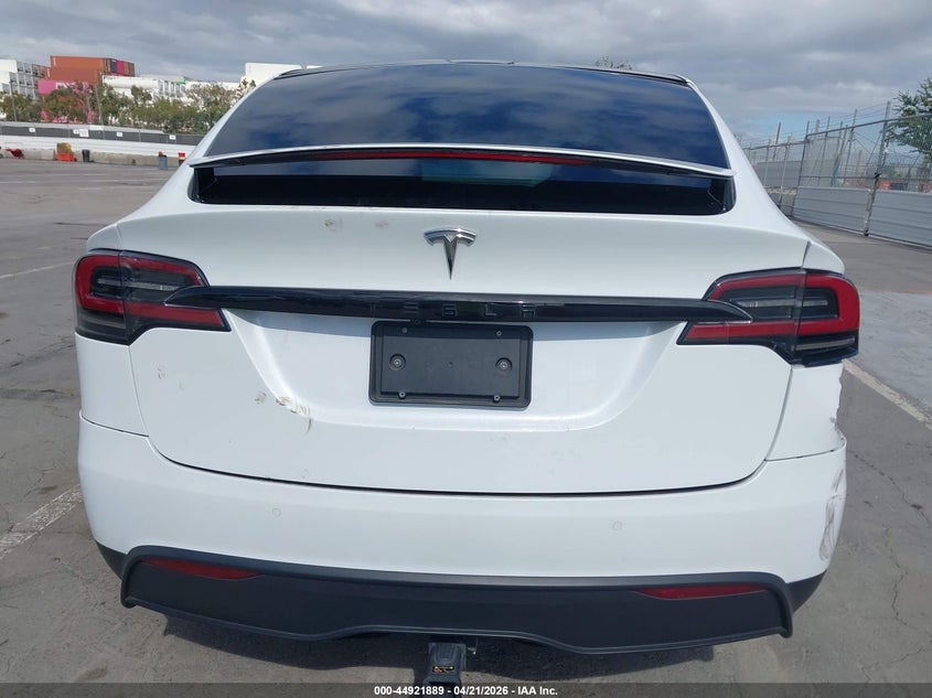 2022 Tesla Model X Dual Motor All-Wheel Drive VIN: 7SAXCBE56NF336463 Lot: 44921889