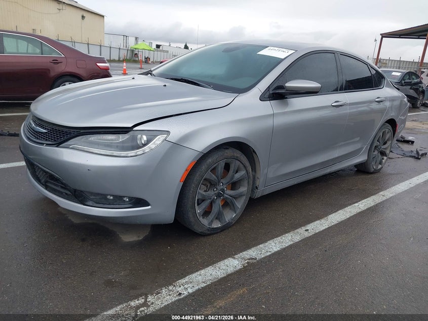 2016 Chrysler 200 S