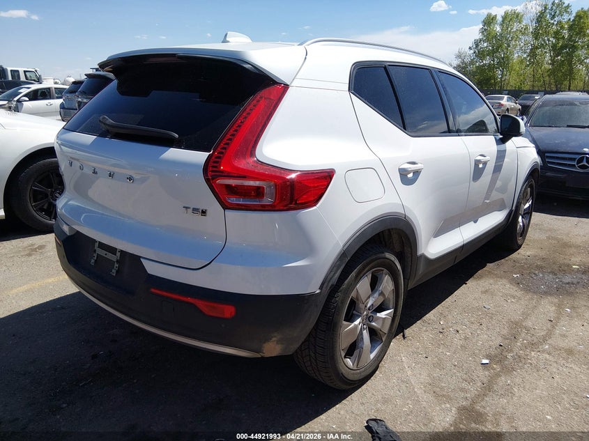 Vin: yv4162ukxm2576910, lot: 45419372, volvo xc40 t5 momentum 20214