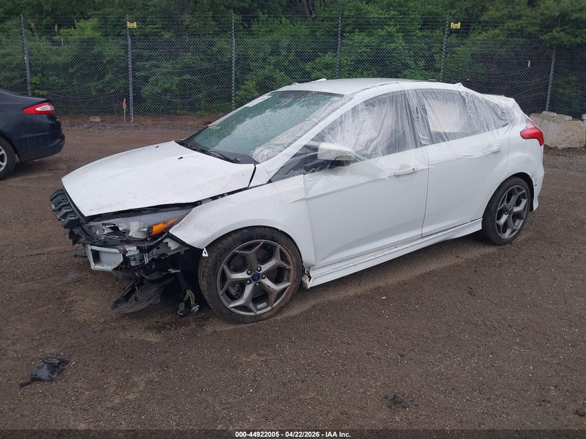 Vin: 1fadp3l92hl305699, lot: 45419384, ford focus st 20172