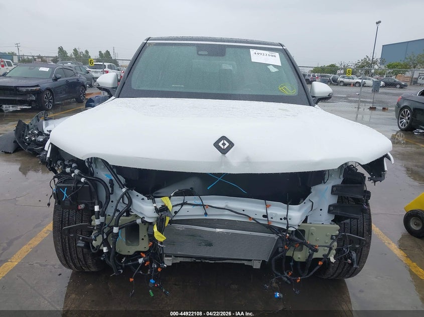 2026 Rivian R1S Dual Motor Max Pack/Performance Dual Motor Max Pack VIN: 7PDSGCBA1TN085796 Lot: 44922108