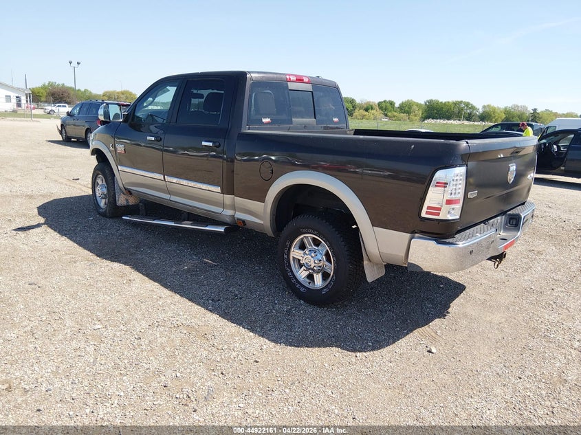 Vin: 3d7ut2cl8bg565742, lot: 45419540, ram ram 2500 laramie 20113