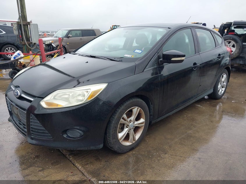 2013 Ford Focus Se 1FADP3K25DL227112 photo 1