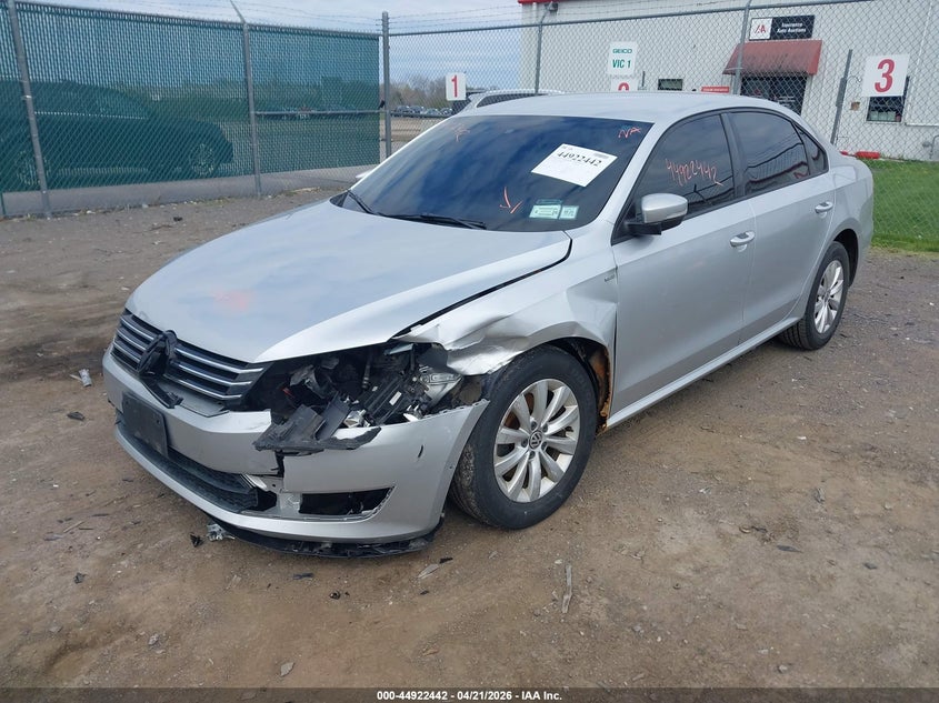 2013 Volkswagen Passat 2.5L Wolfsburg Edition