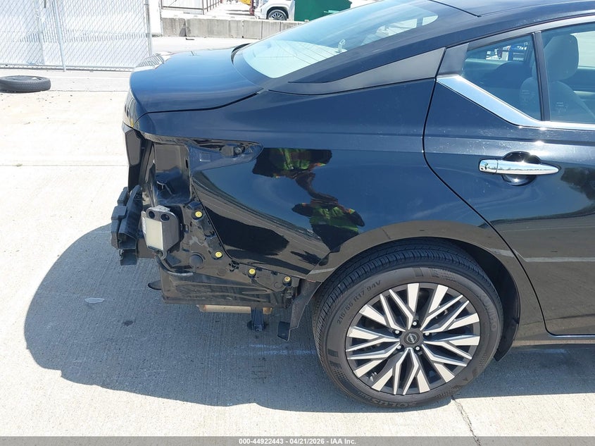 2025 NISSAN ALTIMA auction photo 6