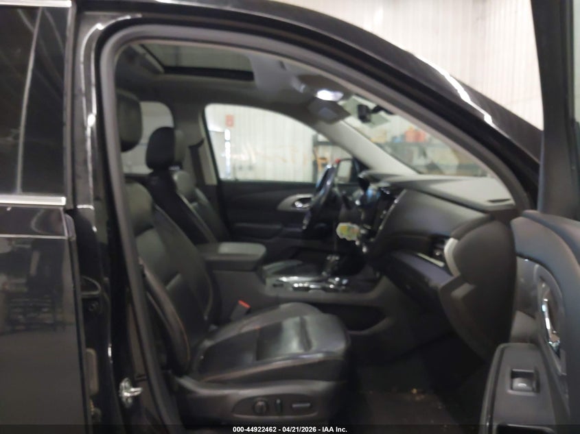 2018 CHEVROLET TRAVERSE auction photo 5