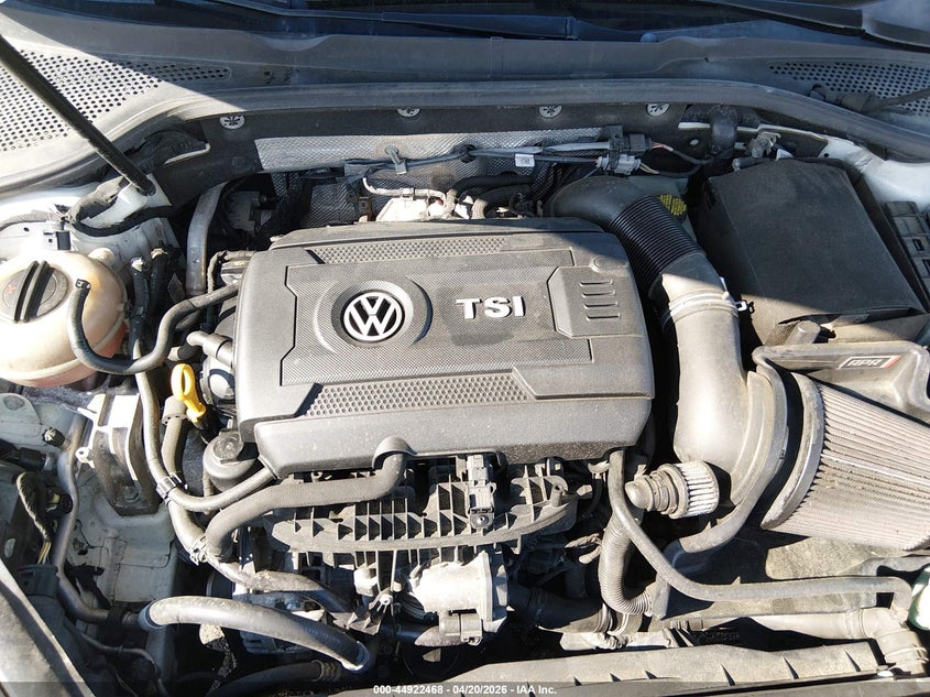 2016 Volkswagen Golf Gti S W/Performance Package 2-Door VIN: 3VWY47AU0GM011098 Lot: 44922468