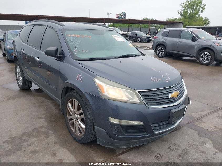 2013 CHEVROLET TRAVERSE LS