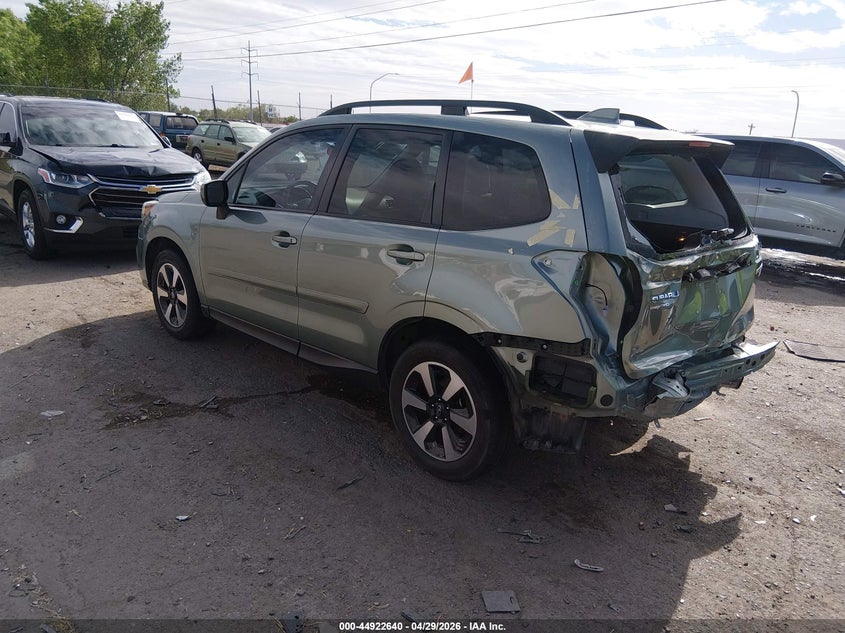 Vin: jf2sjaecxhg470152, lot: 45420019, subaru forester 2.5i premium 20173