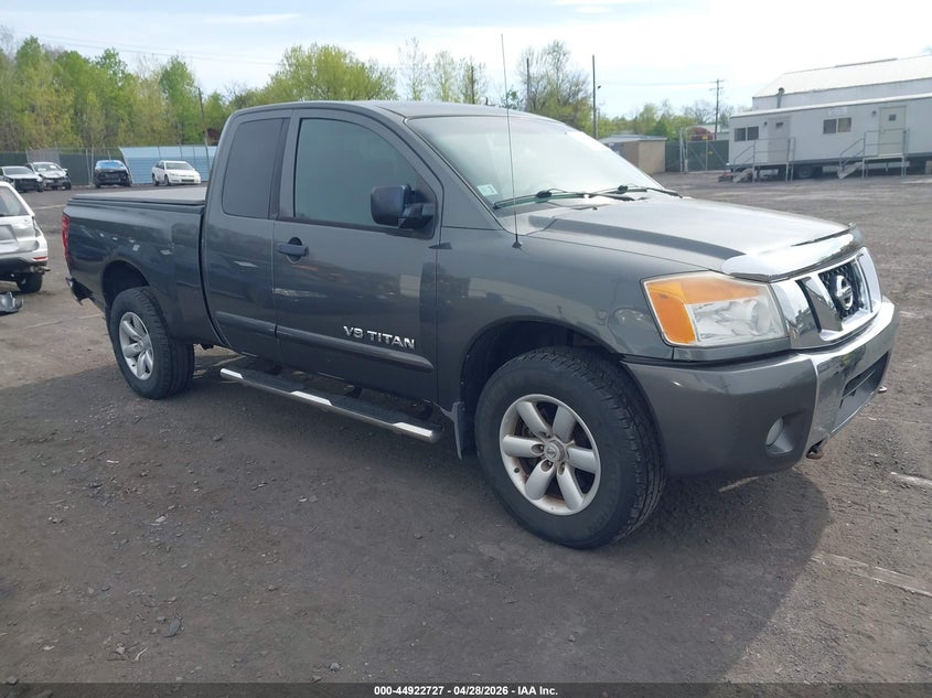 2011 Nissan Titan Sv
