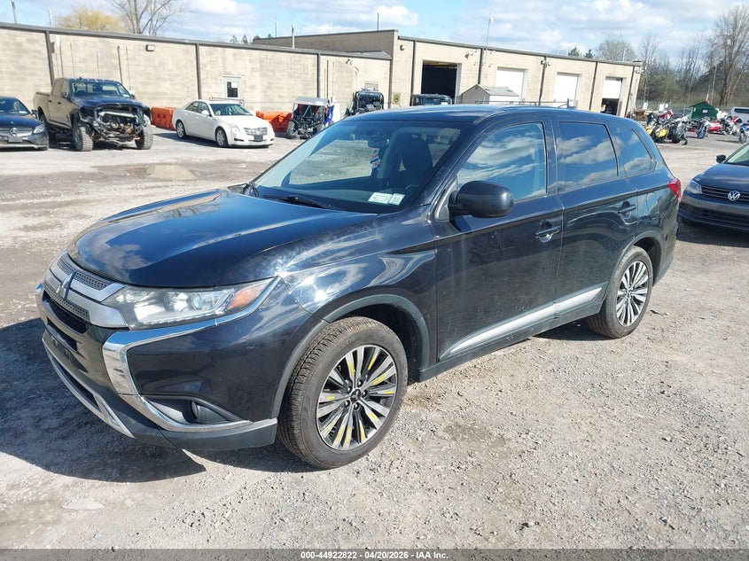 2019 Mitsubishi Outlander Es