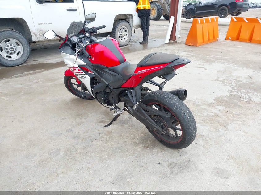 2015 Yamaha Yzfr3 VIN: MH3RH06Y5FK002340 Lot: 44922835