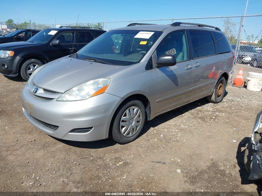 2008 Toyota Sienna Le
