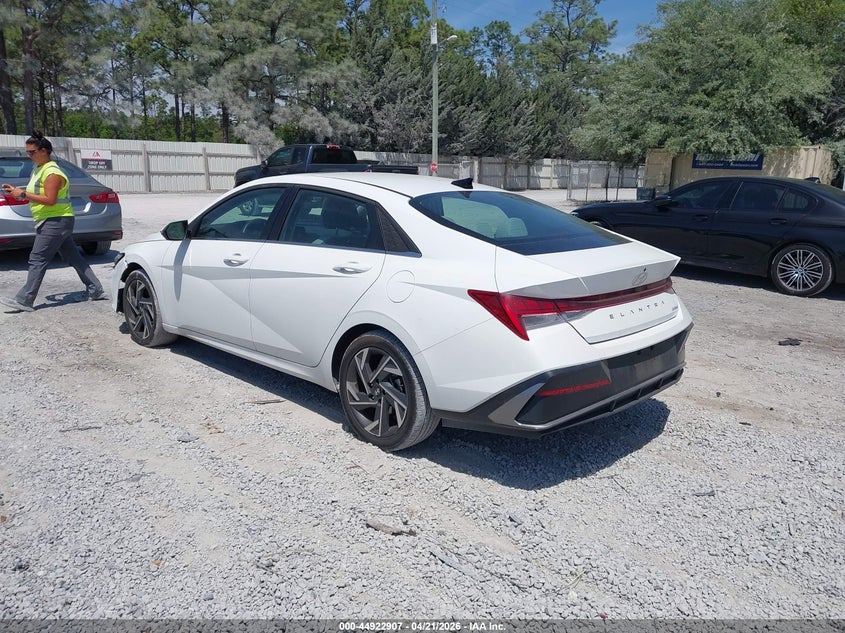 2025 Hyundai Elantra Limited