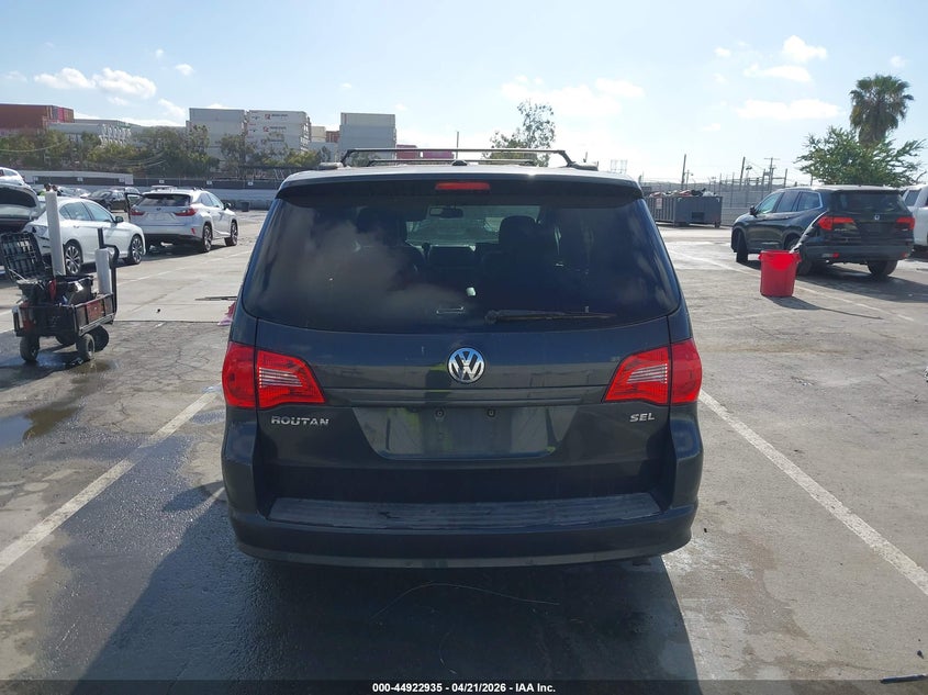2012 Volkswagen Routan Sel Premium VIN: 2C4RVADG3CR164813 Lot: 44922935