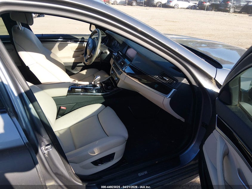 2012 BMW 528I