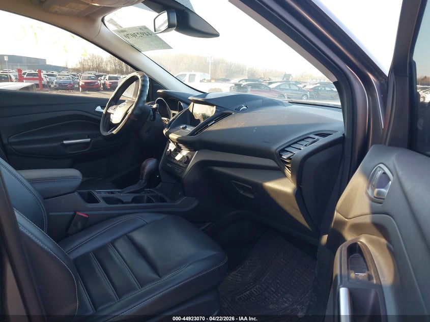 2019 Ford Escape Sel