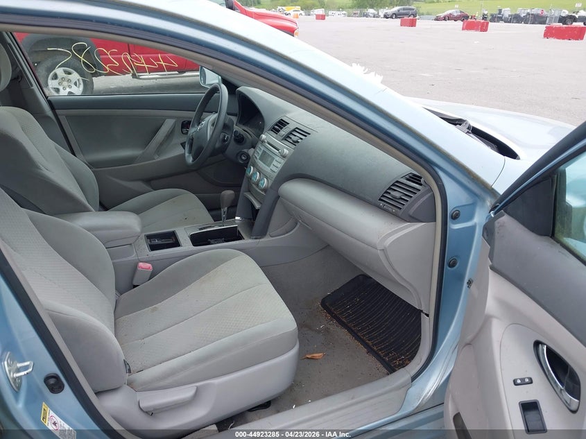 2009 Toyota Camry Le